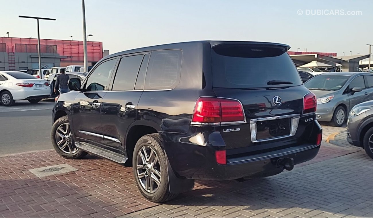 Lexus LX570 GCC Full options