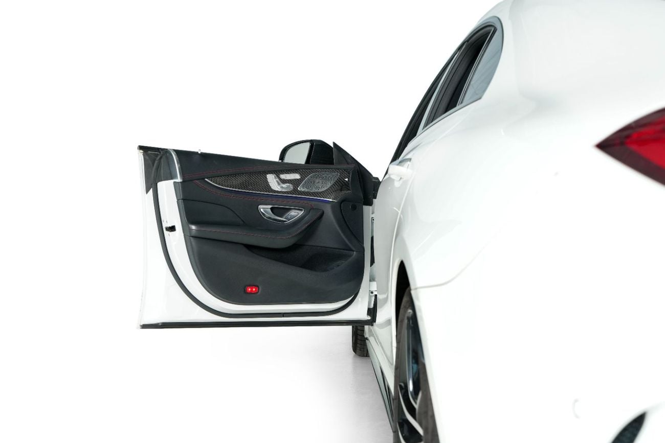 Mercedes Benz CLS53 AMG STD 4matic plus- AMG Carbon Fibre Package