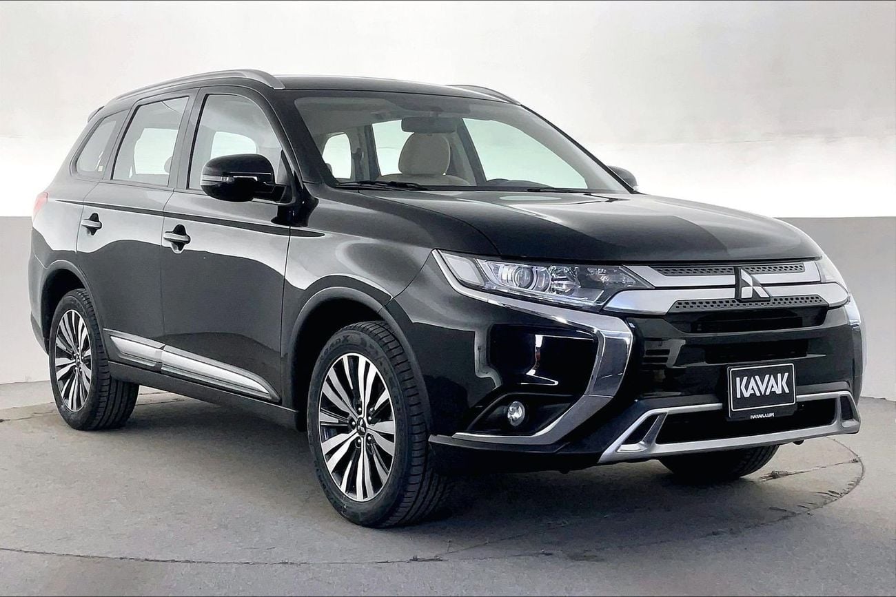 ميتسوبيشي آوتلاندر 2.5 GLX AUTO 4WD 7SEAT ML FABRIC SEATS | شامل الضمان | 0 ﺪﻔﻋﺓ ﺃﻮﻟﻯ