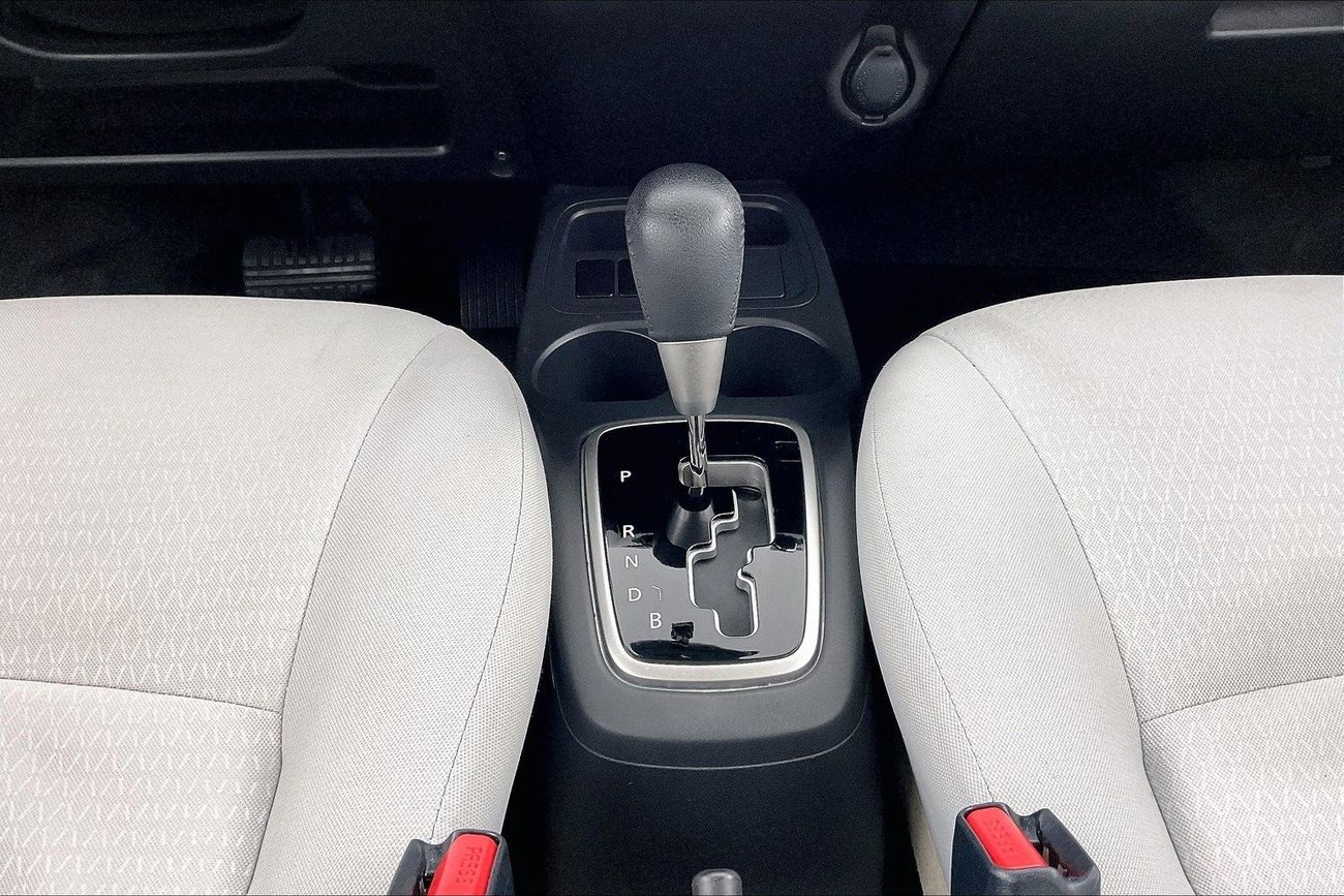 نيسان صني SV | ضمان مجاني لمدة عام | 0 دفعة أولى