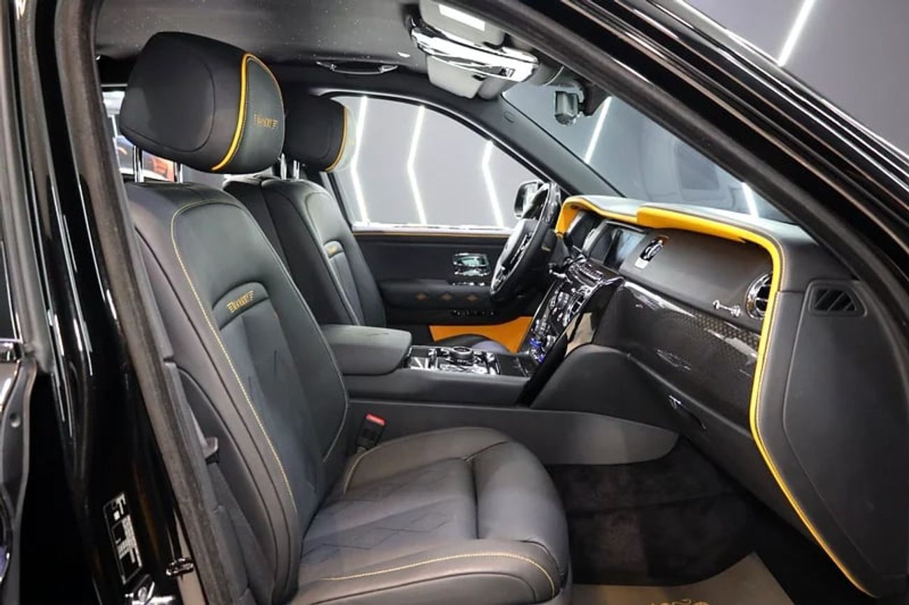 رولز رويس كولينان Black Badge