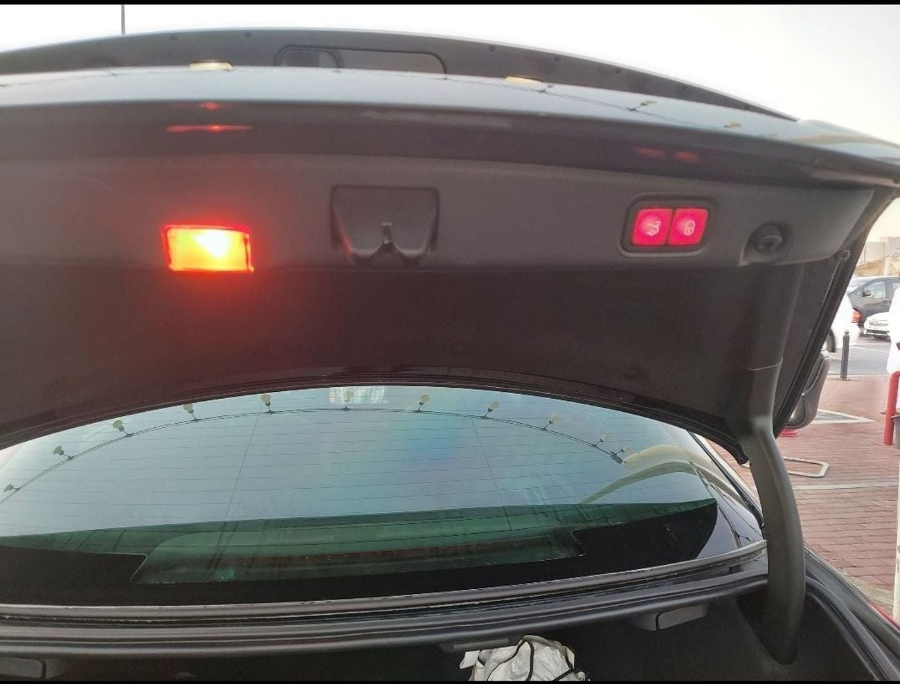 مرسيدس بنز E200 