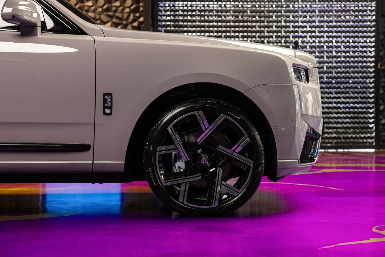 Rolls Royce Cullinan BLACK BADGE