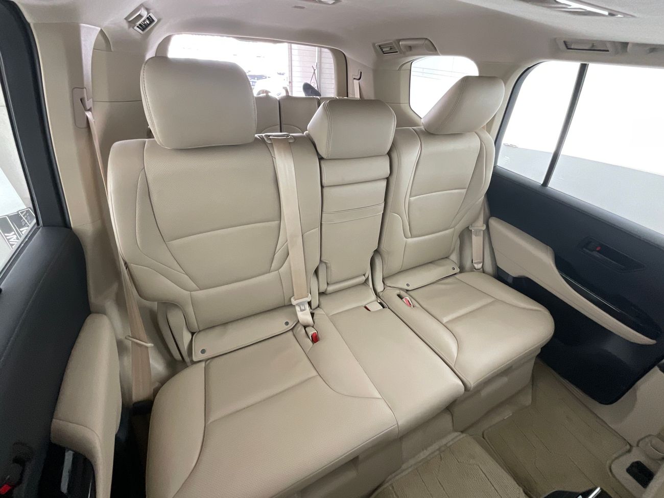 تويوتا لاند كروزر Black Edition (EXR) | شامل الضمان | 0 ﺪﻔﻋﺓ ﺃﻮﻟﻯ