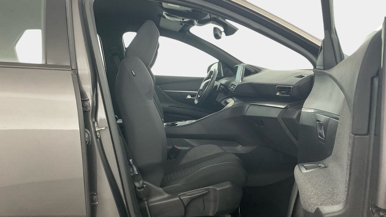 بيجو 3008 1.6 THP 165 AUTO ACTIVE PLUS | شامل الضمان | 0 ﺪﻔﻋﺓ ﺃﻮﻟﻯ