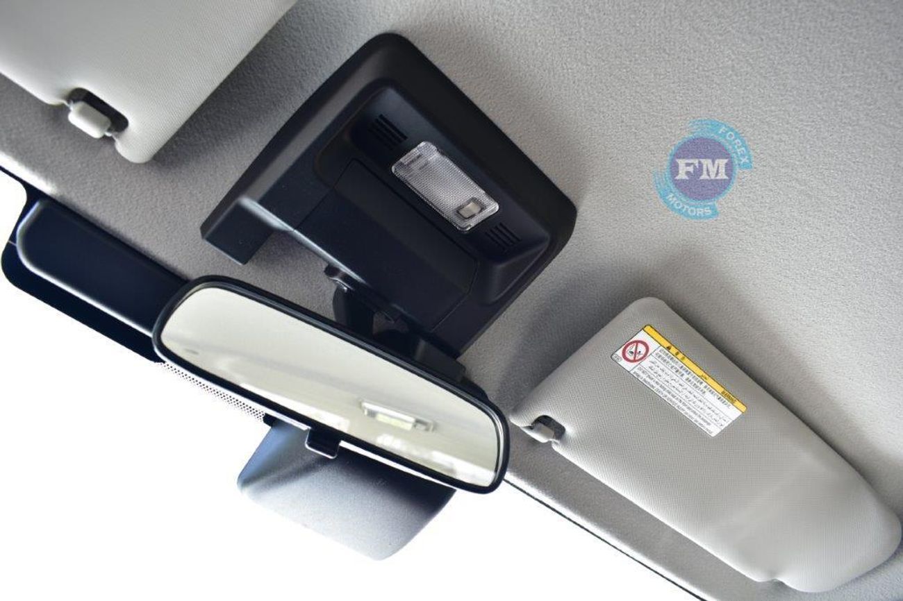 تويوتا لاند كروزر 70 71 Short Wheel Base SDLX 2.8L Diesel 4WD 5 Seater Automatic