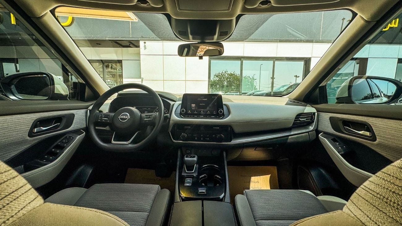 نيسان إكس تريل S 2.5L (169 HP) FWD (5 Seater)
