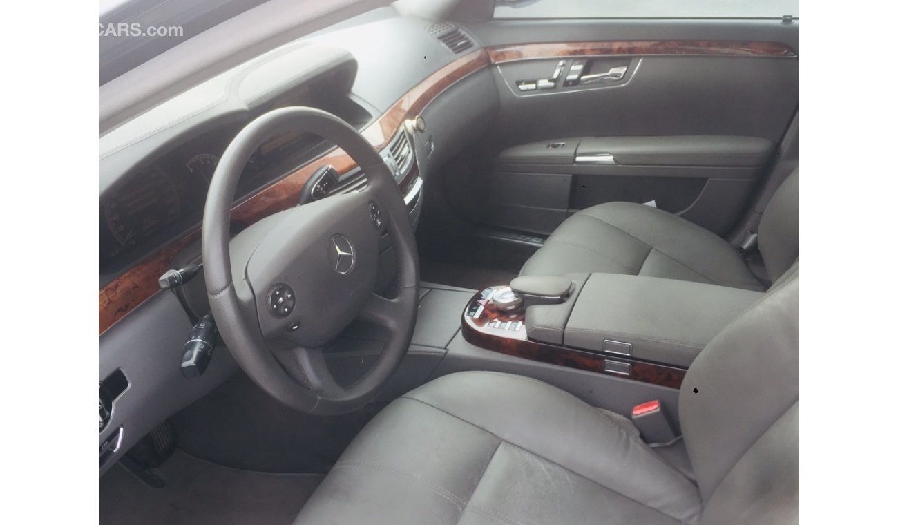 مرسيدس بنز S 350 مرسيدس  S350 موديل 2008 خليجي السياره بحاله ممتازه من الداخل والخارج ولا تحتاج اي مصروف