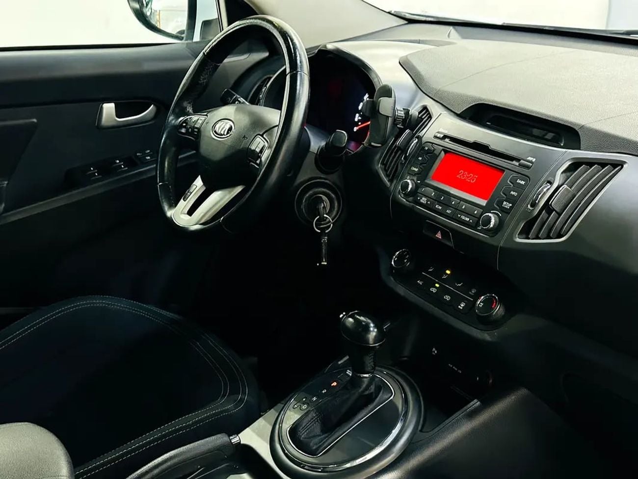 كيا سبورتيج EX 2.4L