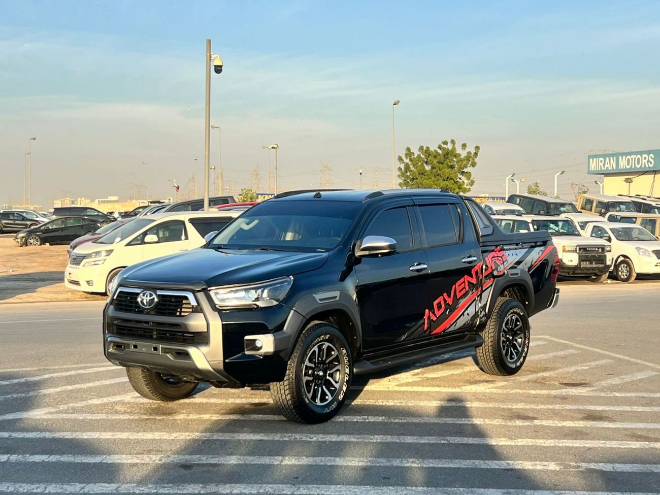Toyota Hilux 2019 Toyota Hilux GL  Advanture Modified - 2.7L V4 - AWD 4x4- GCC -360* CAM - Push Start - Patrol