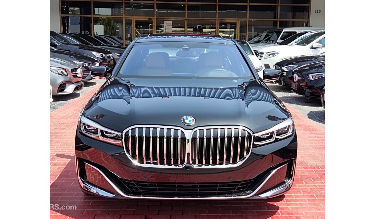 بي أم دبليو 730 LI Under Warranty 2021 GCC