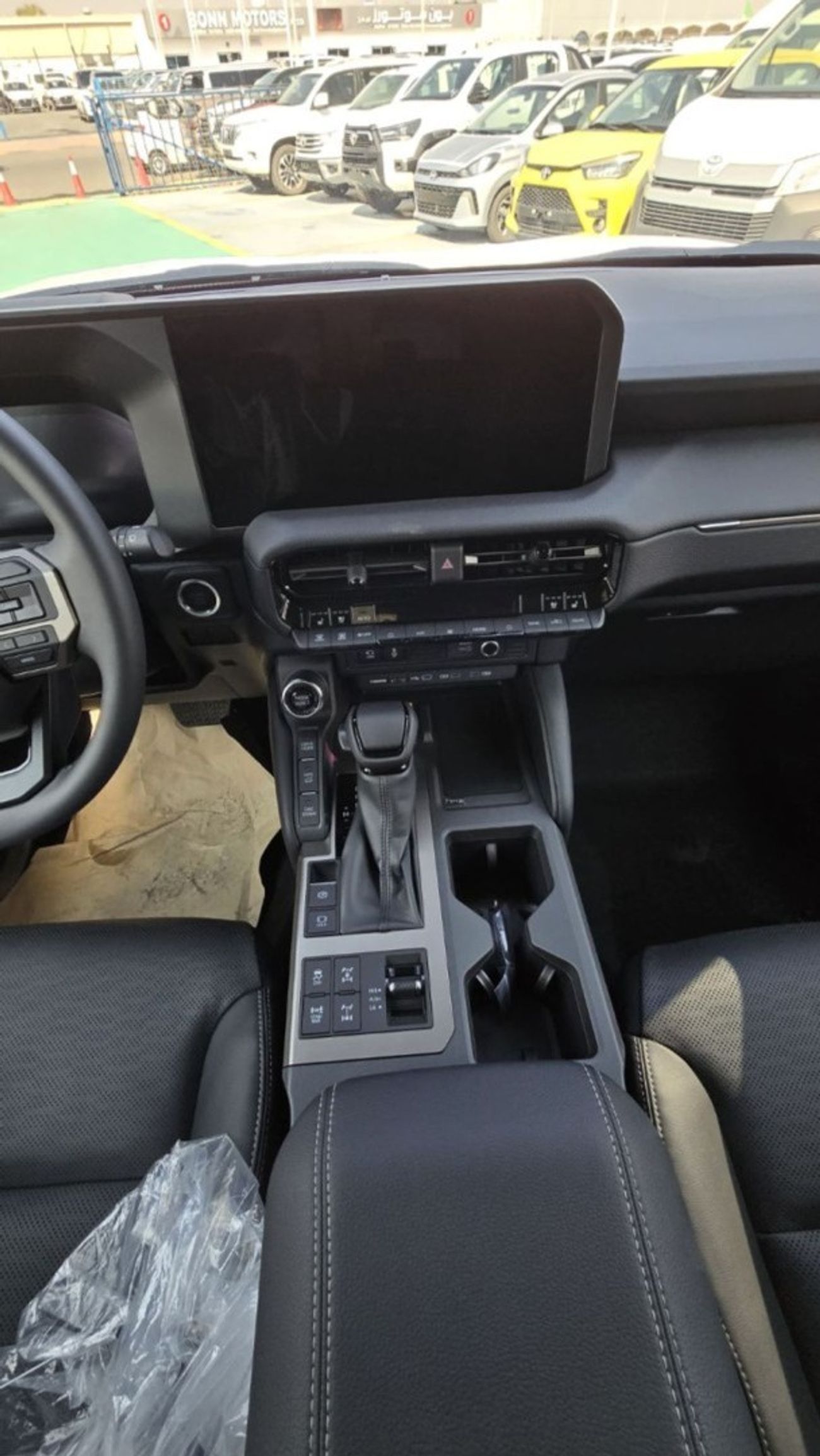 تويوتا برادو FULL OPTION 2.4L