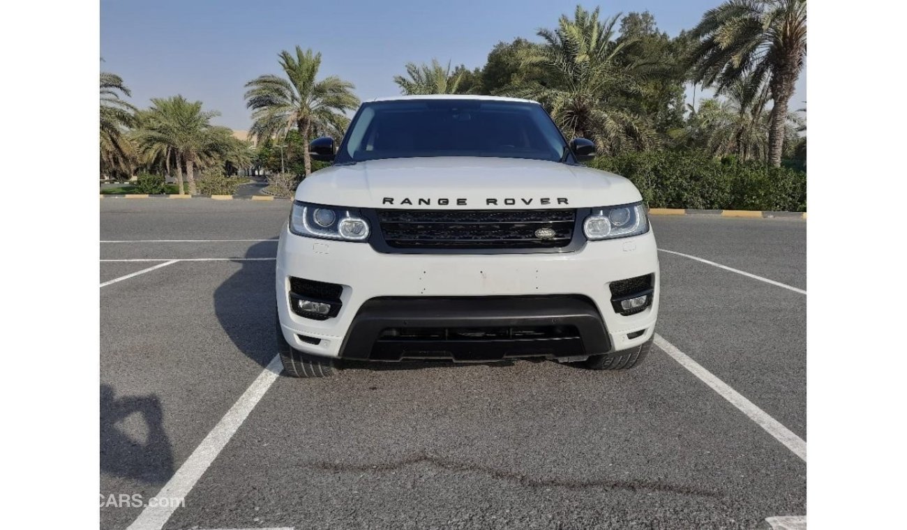 Land Rover Range Rover Sport Supercharged 2015 GCC very clean car accident free full