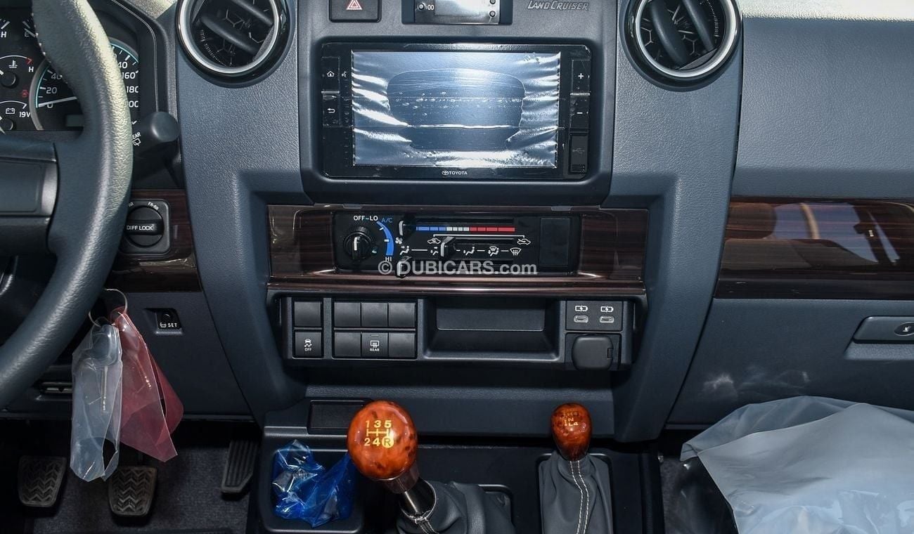 Toyota Land Cruiser 70 LC76 Hardtop 4.5L Diesel M/T Full Option