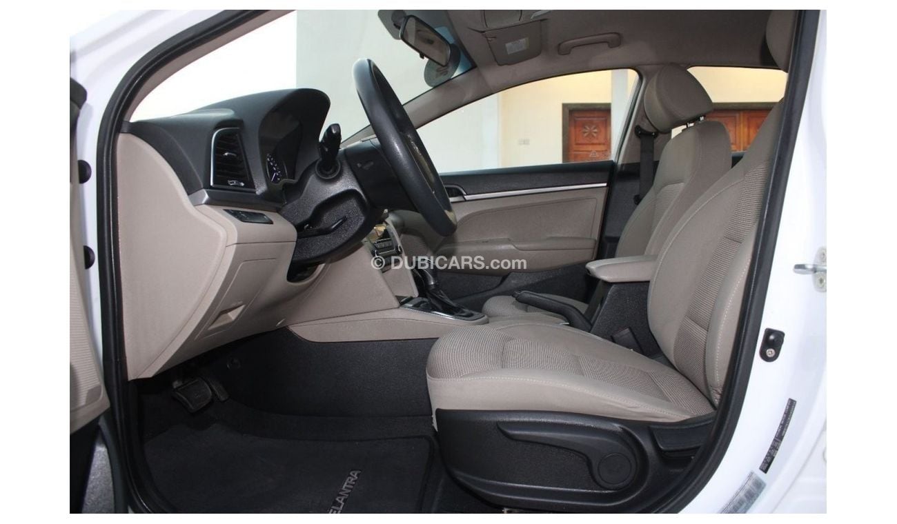 هيونداي إلانترا هيونداي إلنترا 2018 خليجي بحالة ممتازة بدون حوادث نظيفه جدا من الداخل والخارج