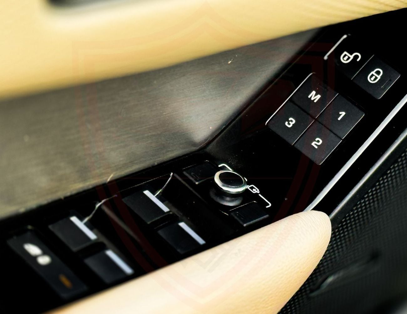 لاند روفر رينج روفر فيلار رينج روفر فيلار | 2.0 لتر | 2019 | خليجية | خالية من الحوادث | بحالة ممتازة | 1380 شهرياً