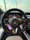 Mercedes-Benz E300 Premium 2.0L