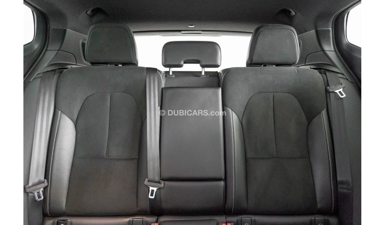 Volvo XC40 2018 Volvo XC40 T5 R Design / All-Wheel-Drive / Full Volvo Service History