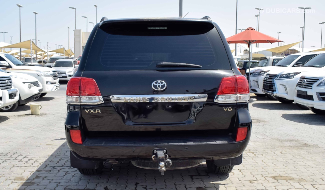 Toyota Land Cruiser VXR