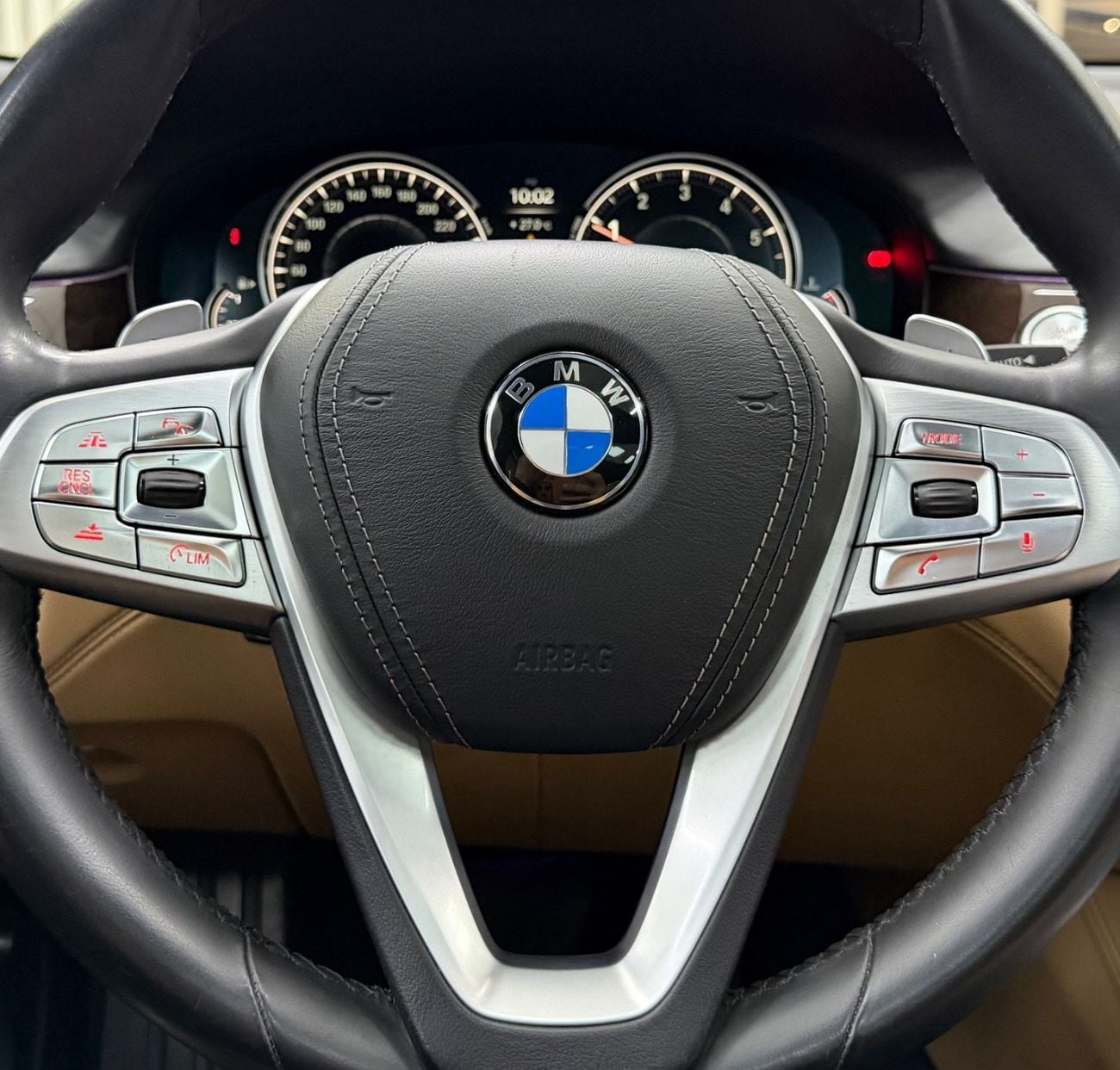 BMW 740Li Luxury 3.0L (335 HP)