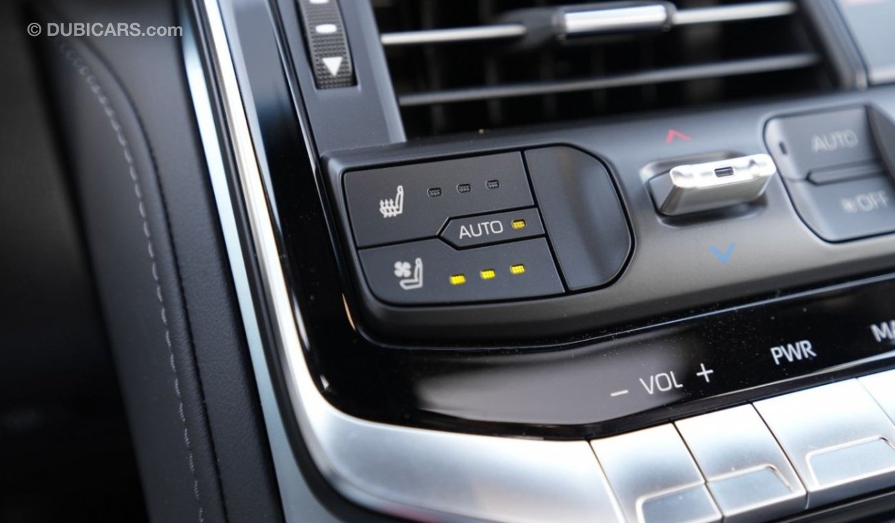 Toyota Land Cruiser Toyota Land Cruiser 2023 Model Toyota Land Cruiser (300 Series) 3.5L Petrol, VXR 4WD A/T 409TT