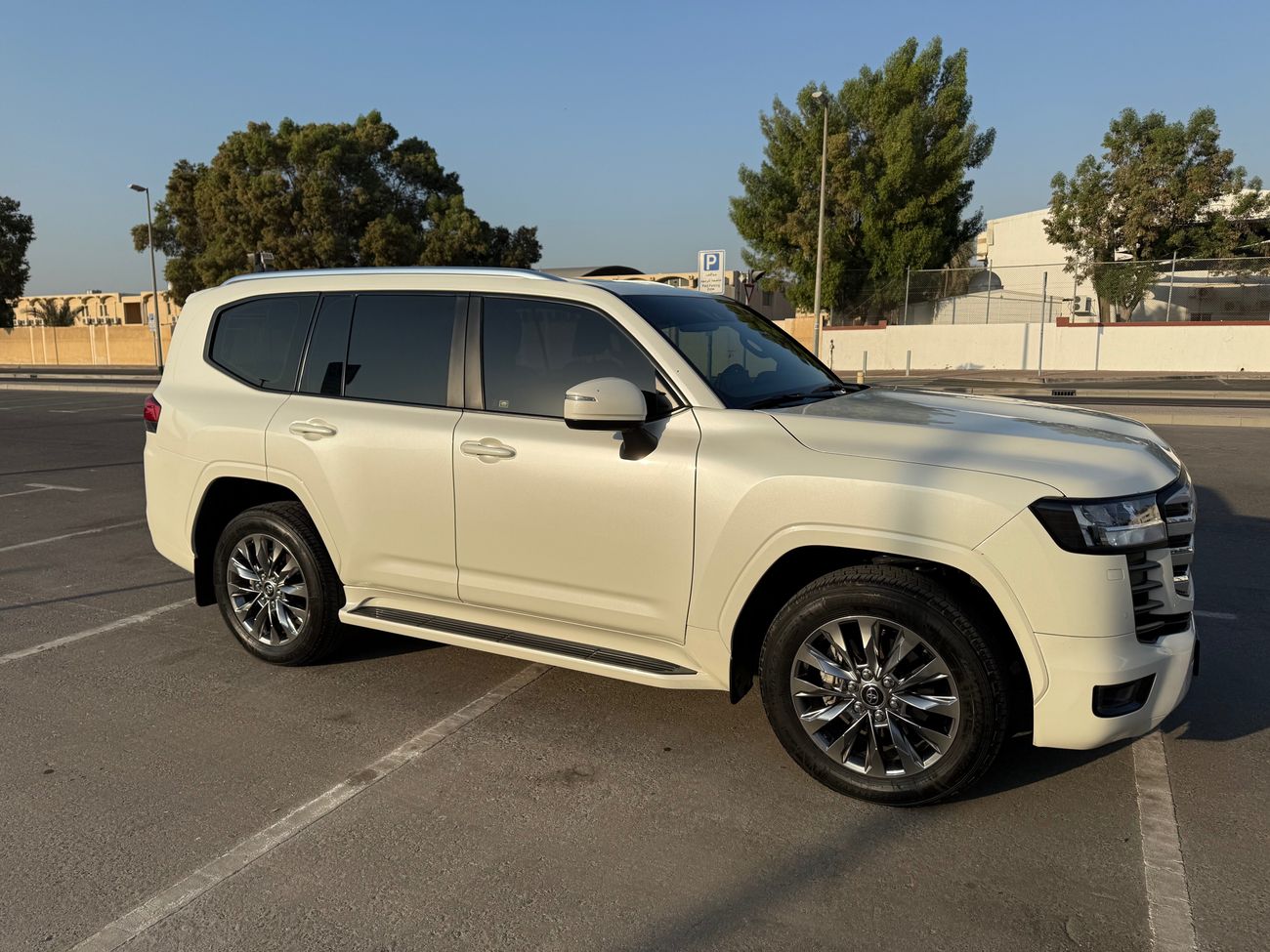 تويوتا لاند كروزر GXR 3.5L