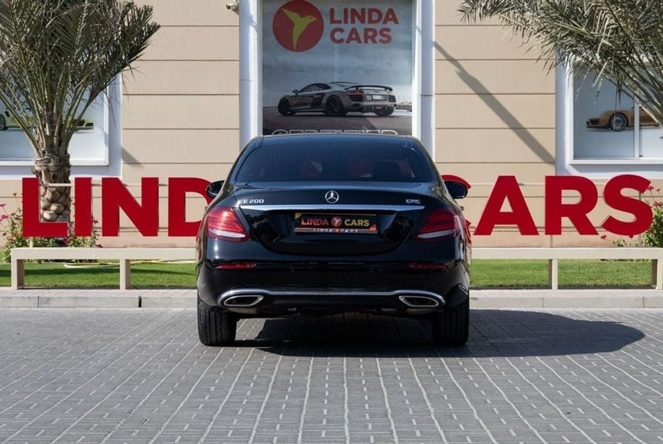 مرسيدس بنز E200 Mercedes-Benz E200 AMG 2017 GCC under Warranty with Flexible Down-Payment.
