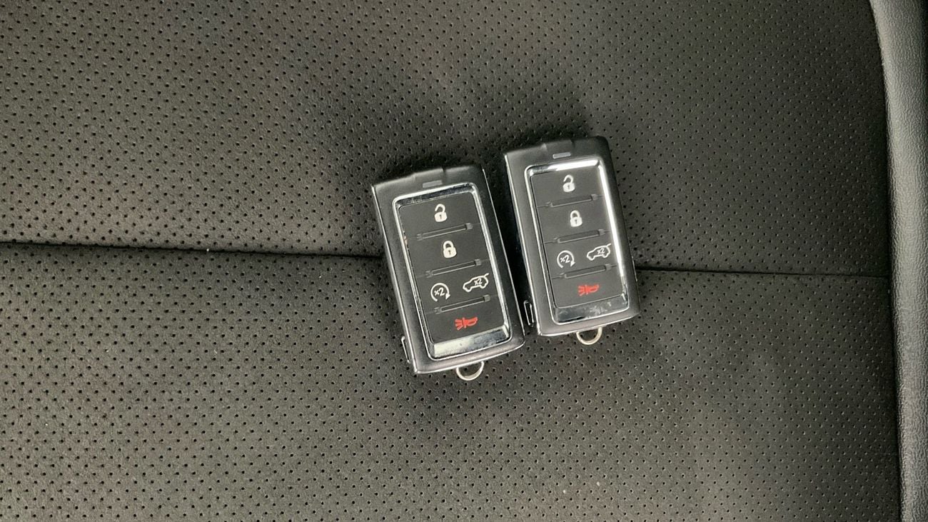 جيب جراند شيروكي Altitude | upto AED 20,000 Ramadan Discount | شامل الضمان | 0 ﺪﻔﻋﺓ ﺃﻮﻟﻯ