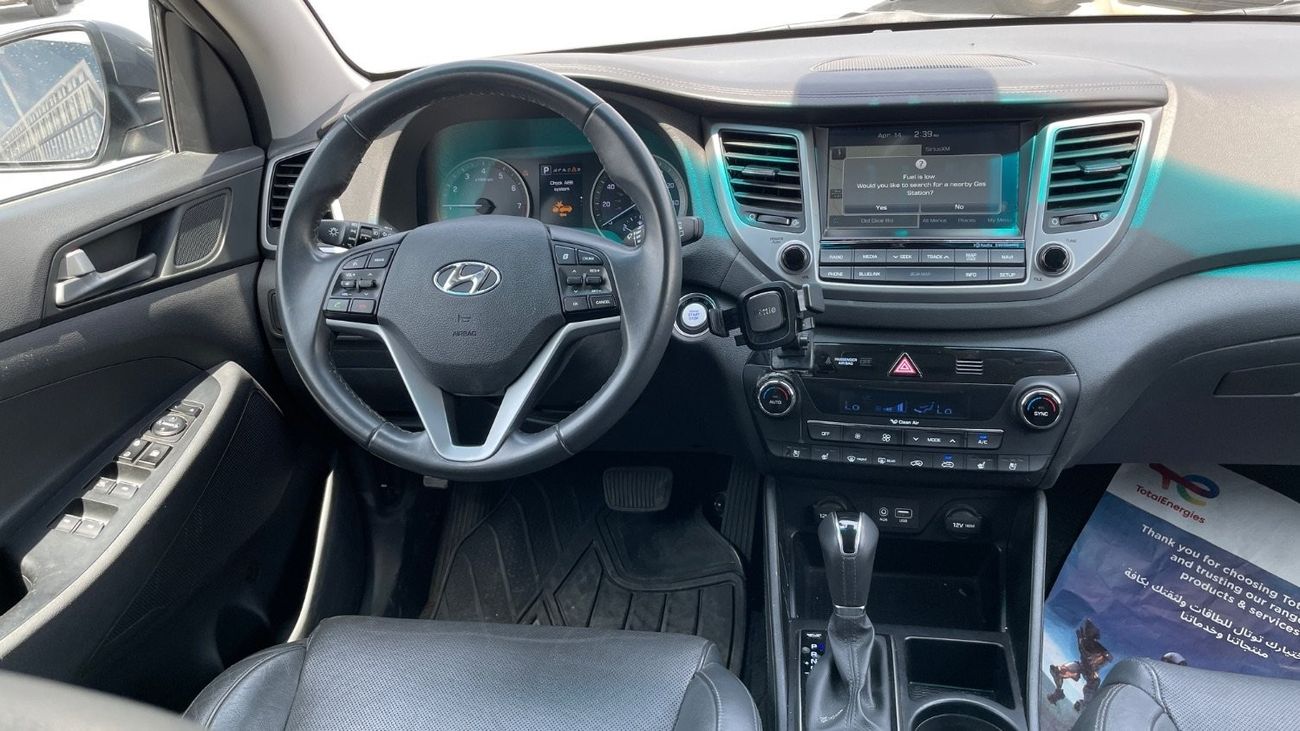 Hyundai Tucson Basic Panorama 1.6L FuLL,