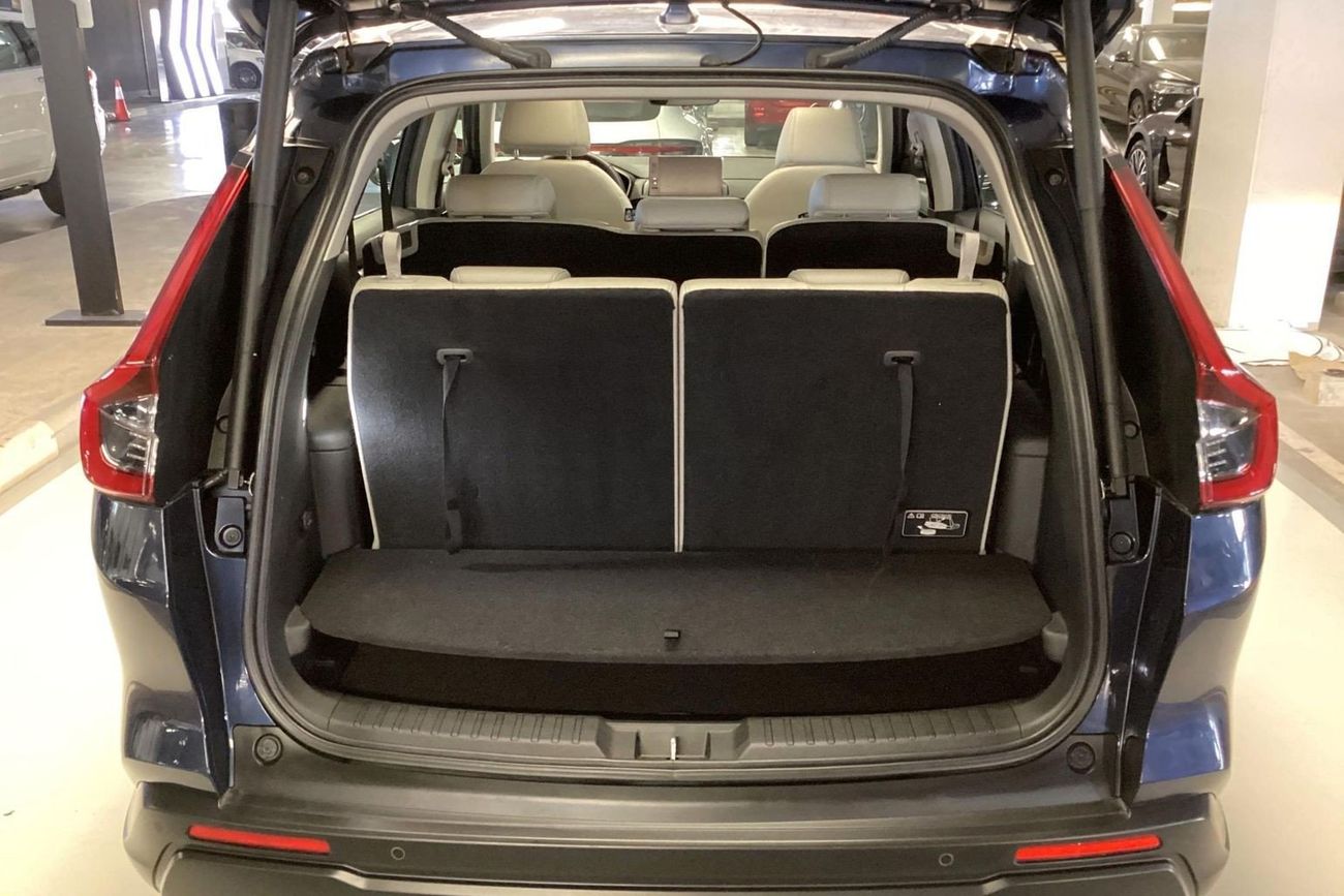 Honda CRV Touring | National Day Celebration | Guaranteed Warranty | 0 Down Payment