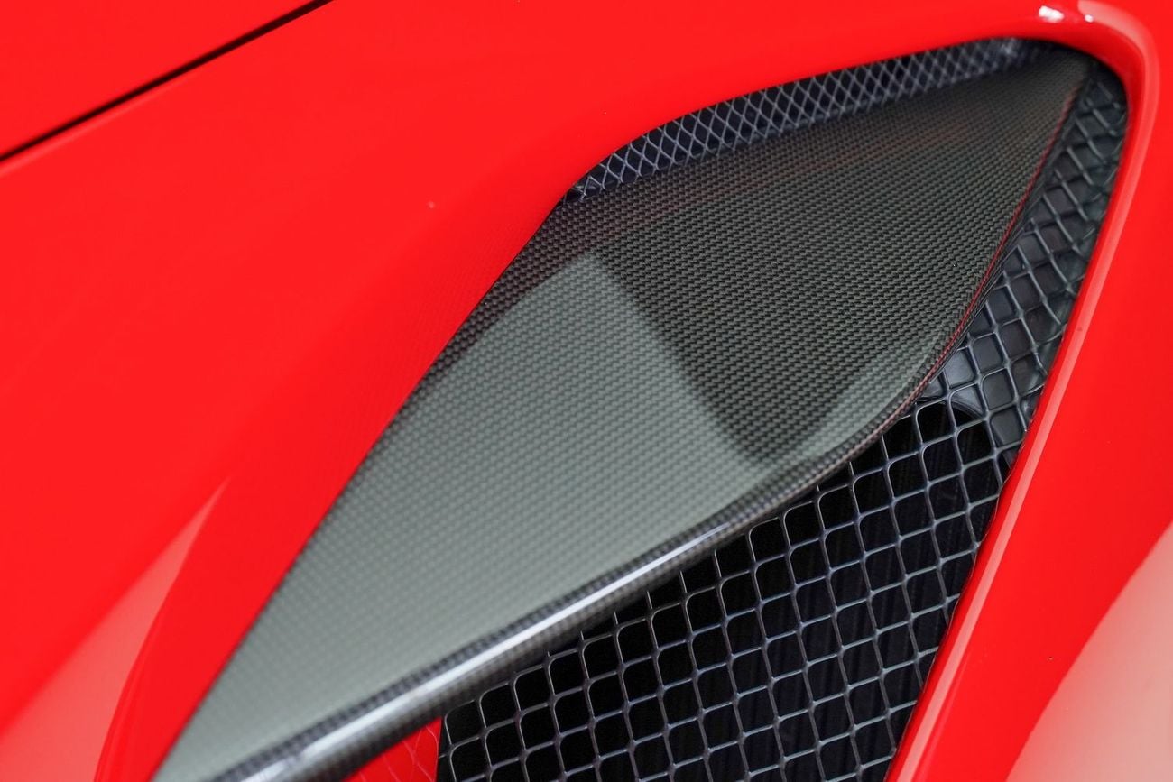 Ferrari F8 Spider 3.9T V8