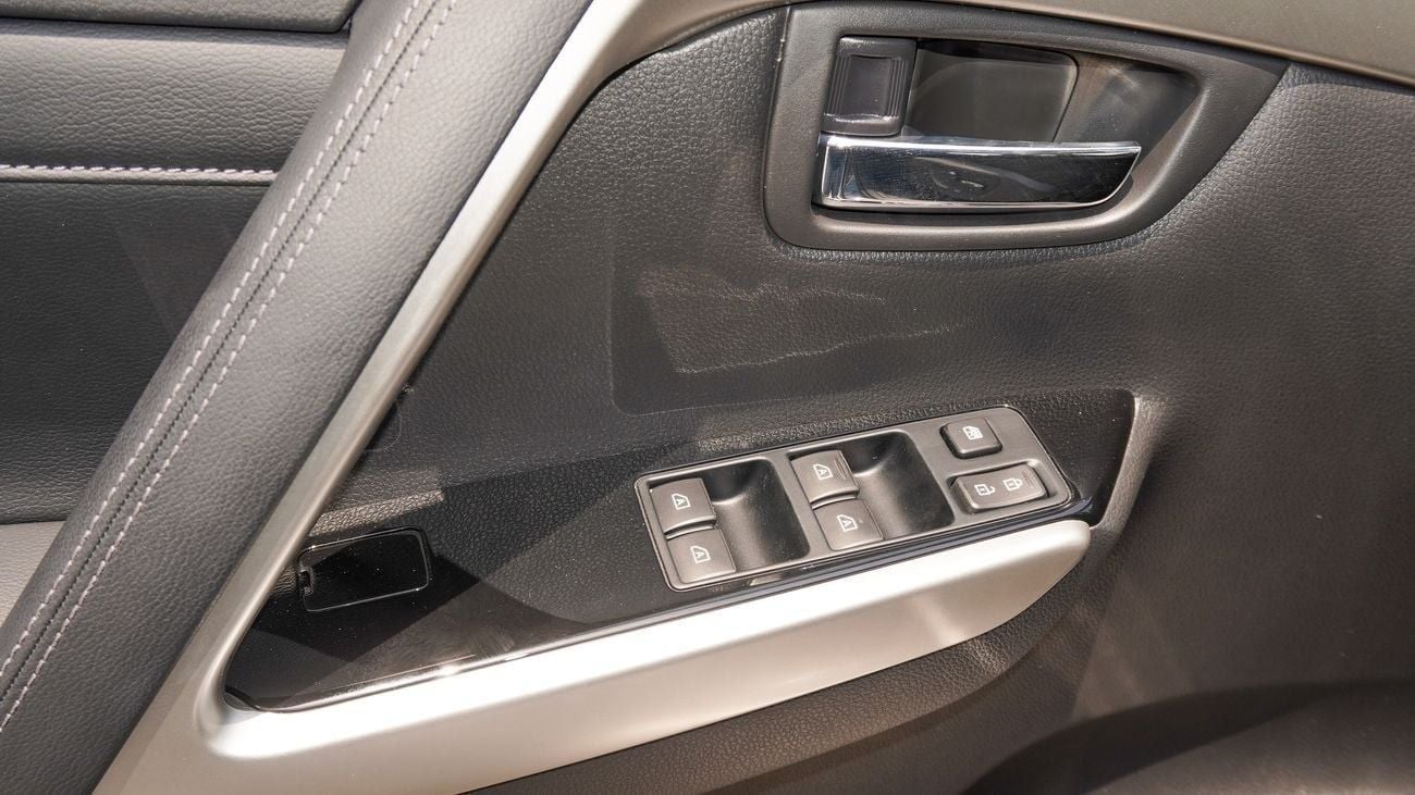 ميتسوبيشي مونتيرو سبورت Brand New Montero Sport GLS 2025 Export 3.0L 4WD Petrol A/T|Grey/Black|MONTEROSPORT-GLS-25|