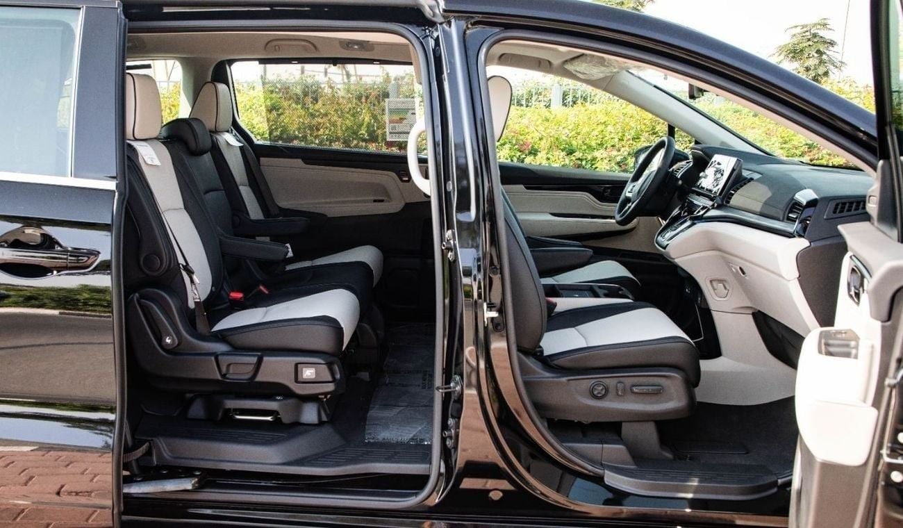 هوندا أوديسي Touring GCC/2025/3 years warranty. For Local Registration +10%