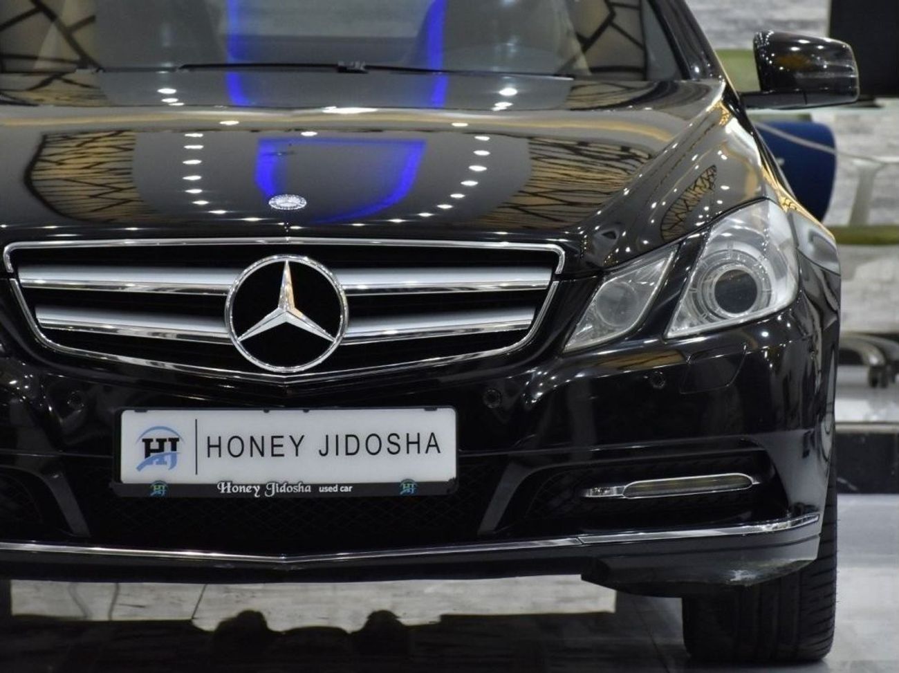 مرسيدس بنز E300 EXCELLENT DEAL for our Mercedes Benz E300 Coupe ( 2013 Model ) in Black Color GCC Specs