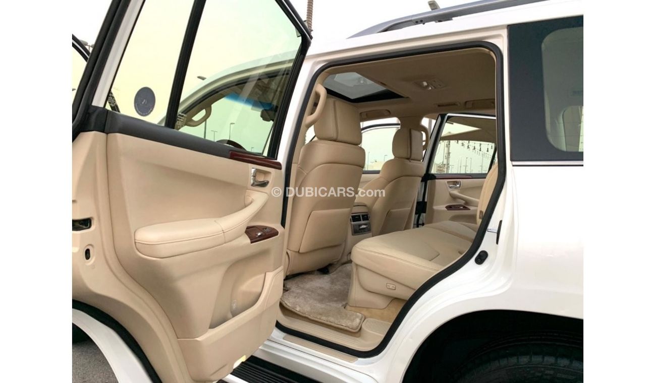 Lexus LX 570