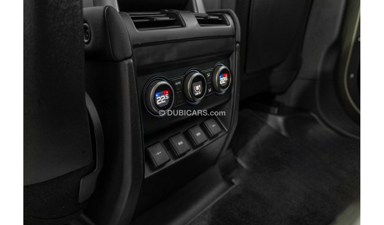 Land Rover Defender P300 110 S