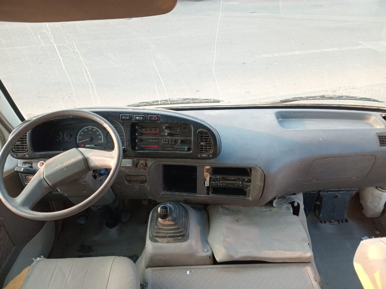 Toyota Coaster 3.7L DIESEL 26 SEATER MANUAL TRANSMISSION