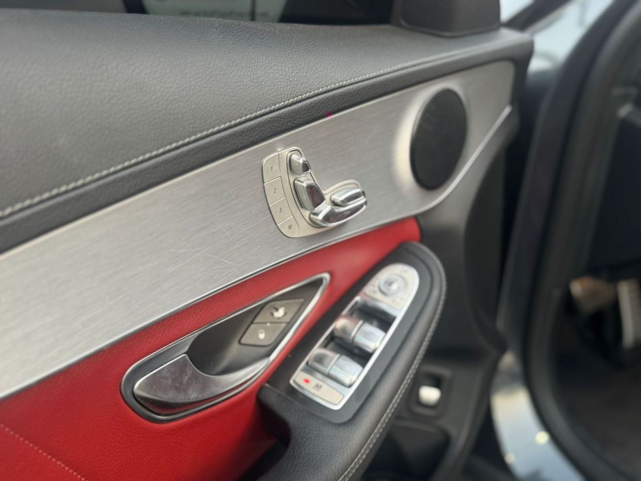 Mercedes-Benz C 200 MERCEDES C200 V4 GCC