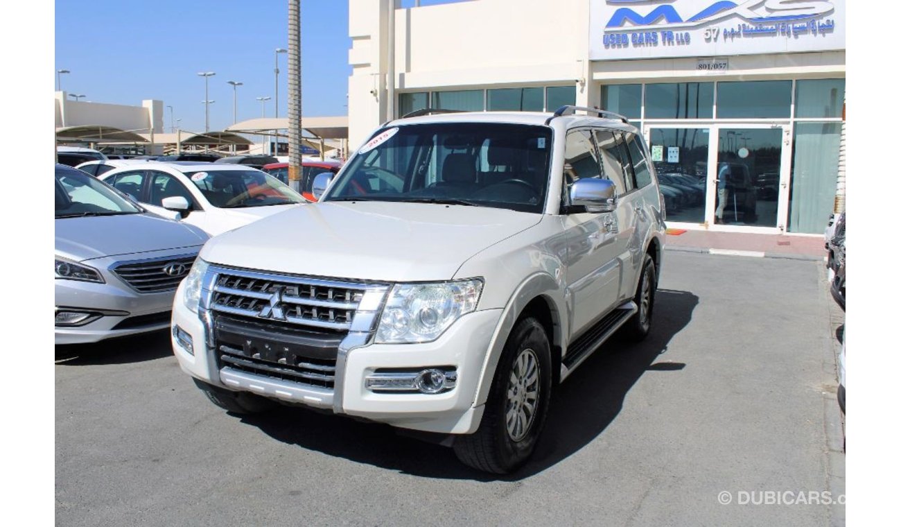 Mitsubishi Pajero ACCIDENTS FREE  - 2 KEYS - CAR IS IN PERFECT CONDITION INSIDE OUT