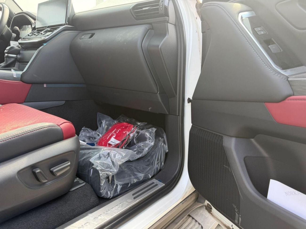 Toyota Land Cruiser GR-S 3.3L