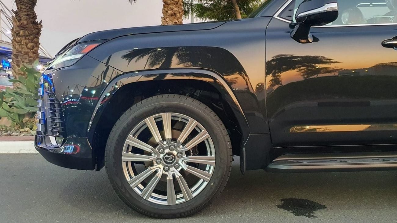 لكزس LX 600 LEXUS LX 600 / VIP / 2023 MODEL / GCC SPECS / BLACK COLOUR / UNDER WARRANTY AND SERVICE CONTRACT FRO