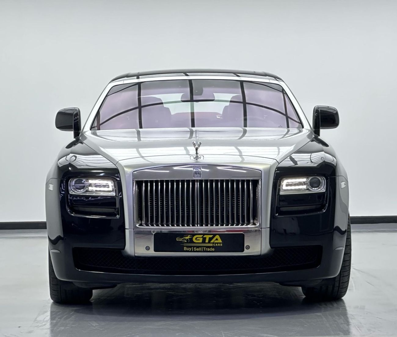 Rolls-Royce Ghost Std 6.6L 2011 Rolls-Royce Ghost, Full Service History, GCC