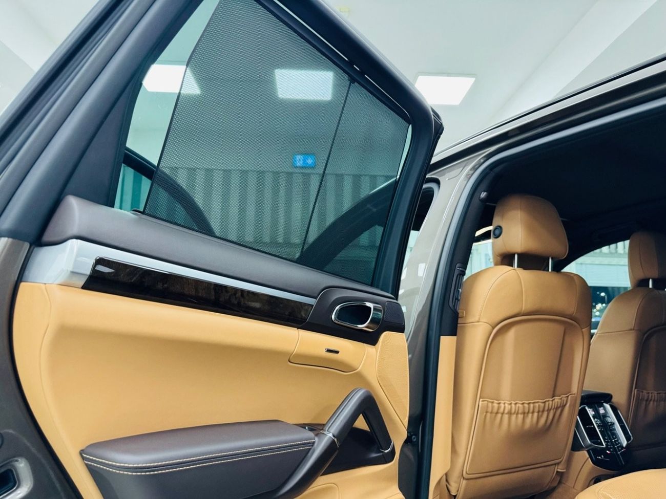 Porsche Cayenne GCC .. FSH .. Original Paint .. S .. Perfect Condition