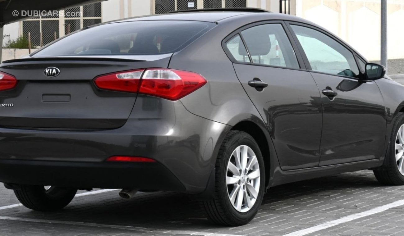 كيا سيراتو خليجي بحالة ممتازة بدون حوادث 1.6