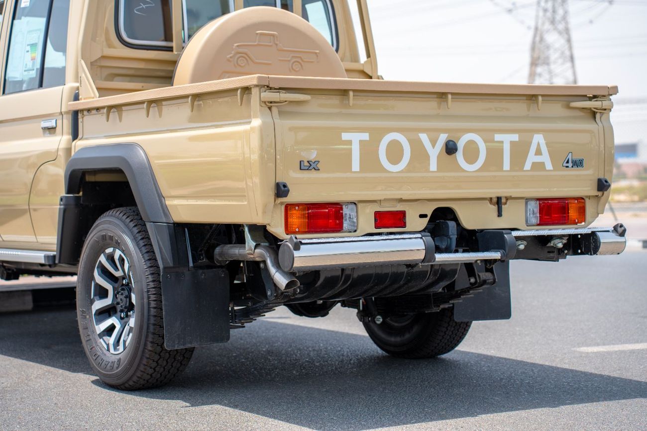 تويوتا لاند كروزر بيك آب Toyota Land Cruiser LC79  2025 2.8L Diesel Pick UP Double Cab  4WD