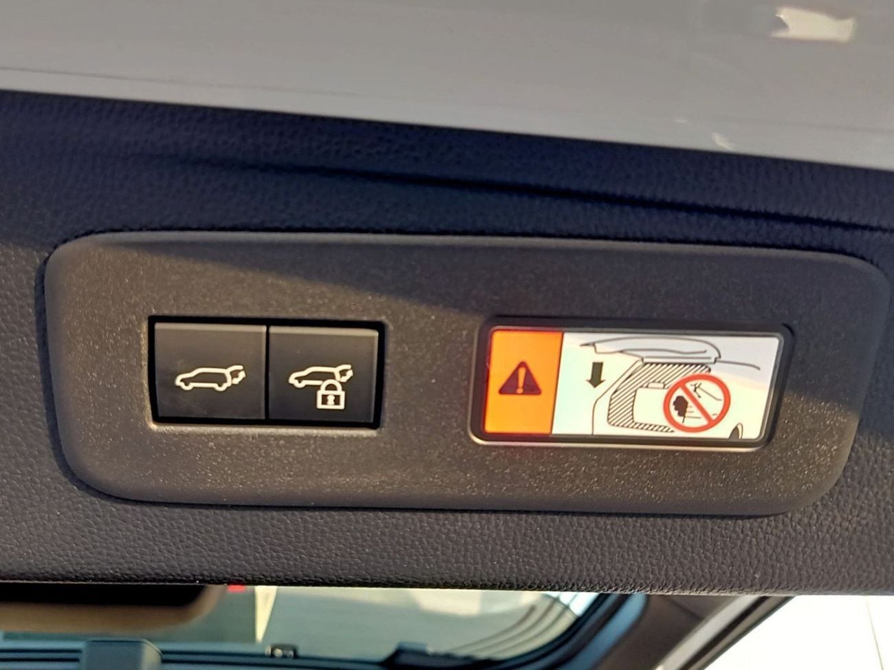 تويوتا برادو Toyota Land Cruseir Prado  2.8L  Diesel  Turbo 4*4 Full Option  7 Seats White Color 2026 Model