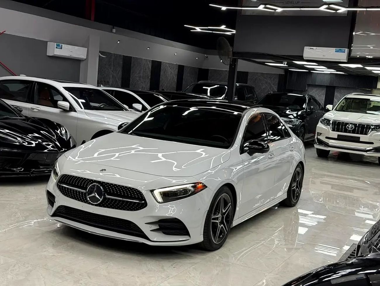 Mercedes Benz A220 STD (NON GCC)