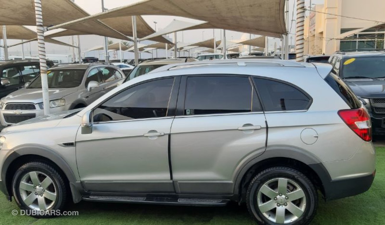 Chevrolet Captiva GCC no.2 with cruise control. in an amazing condition