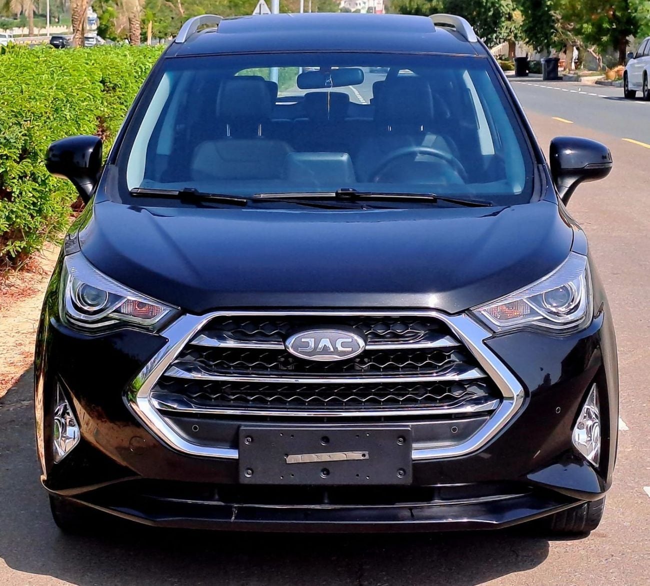 جاك JS3 454-Monthly l GCC l Sunroof, Leather, Cruise l Accident Free