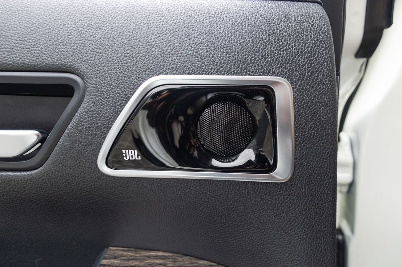 Toyota Land Cruiser VXR 2023 Toyota Land Cruiser VXR GCC | Warranty
